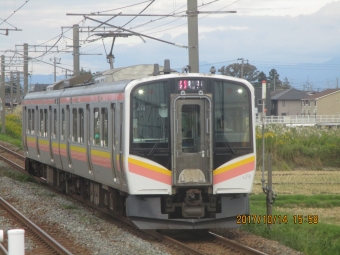 JR東日本 E129系 鉄道フォト・写真 by 稲5114さん 大形駅：2017年10月14日15時ごろ