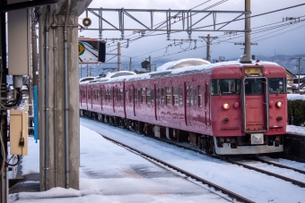 JR西日本 鉄道フォト・写真 by たぬきポンポコさん 金丸駅：2021年01月01日15時ごろ