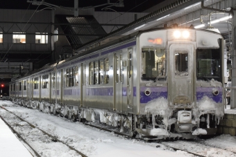 JR東日本701系電車 鉄道フォト・写真 by E531-1さん 盛岡駅 (JR)：2021年01月03日18時ごろ