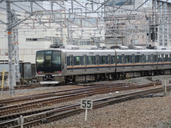 JR西日本321系電車 鉄道フォト・写真 by 阪急バカ（Hankyu-Baka）さん 京都駅 (JR)：2021年03月13日12時ごろ