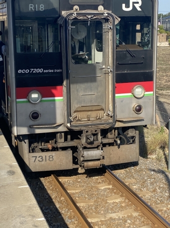JR四国7300形(Tc) 7318 鉄道フォト・写真 by 電車さん 端岡駅：2021年05月03日16時ごろ