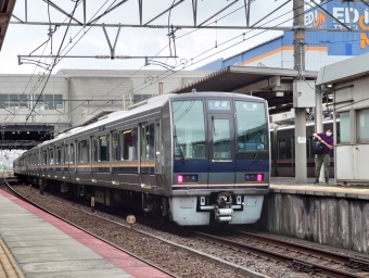 JR西日本207系電車 鉄道フォト・写真 by まされーるうぇいさん 尼崎駅 (JR)：2021年06月13日11時ごろ