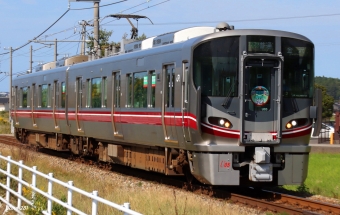 JR西日本 クモハ521形 クモハ521-105 鉄道フォト・写真 by RINA-281さん 能瀬駅：2021年10月09日13時ごろ