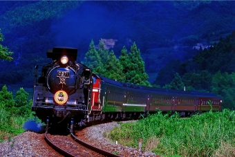 JR西日本 C57形 SLやまぐち号(快速) C57 1 鉄道フォト・写真 by 丹波篠山さん 津和野駅：1999年08月14日00時ごろ