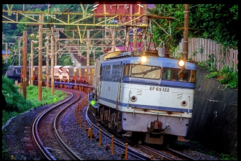 JR貨物 国鉄EF65形電気機関車 EF65 112 鉄道フォト・写真 by 丹波篠山さん 根府川駅：1997年05月10日00時ごろ