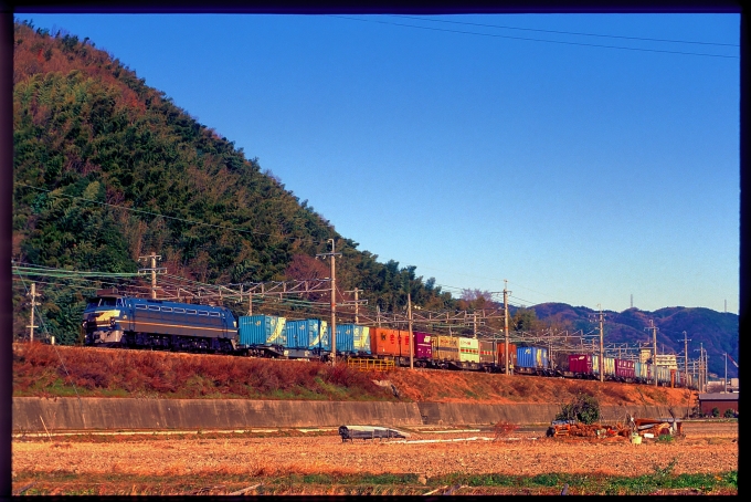 JR貨物 国鉄EF66形電気機関車 EF66 27 鉄道フォト・写真 by 丹波篠山さん 高槻駅：1999年01月07日00時ごろ