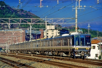 クハ222-1006 鉄道フォト・写真