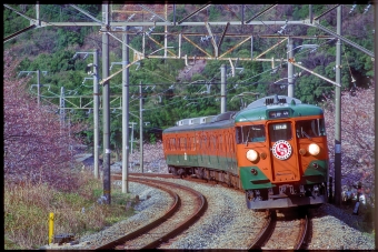 クハ111-5488 鉄道フォト・写真