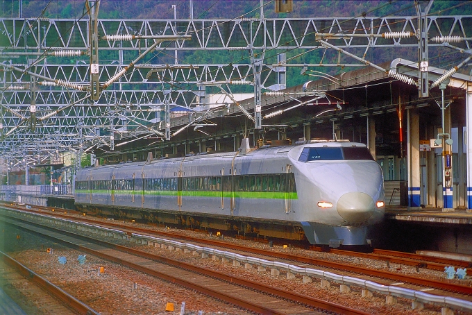 JR西日本 122-5005 (100系新幹線) 車両ガイド | レイルラボ(RailLab)