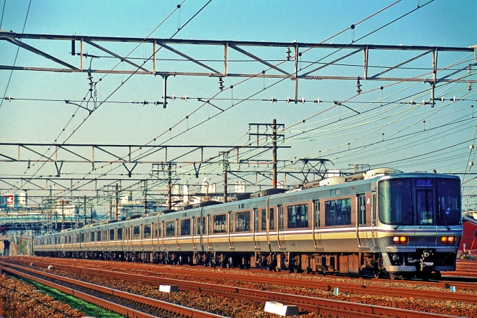 鉄道フォト・写真：JR西日本223系電車 クモハ223-3039 高槻駅 鉄道フォト・写真 by 丹波篠山さん - 撮影日 2000/01/03 00:00