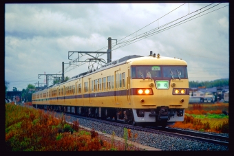 JR西日本 クハ117形 クハ117-12 鉄道フォト・写真 by 丹波篠山さん 棚倉駅：1998年01月09日00時ごろ