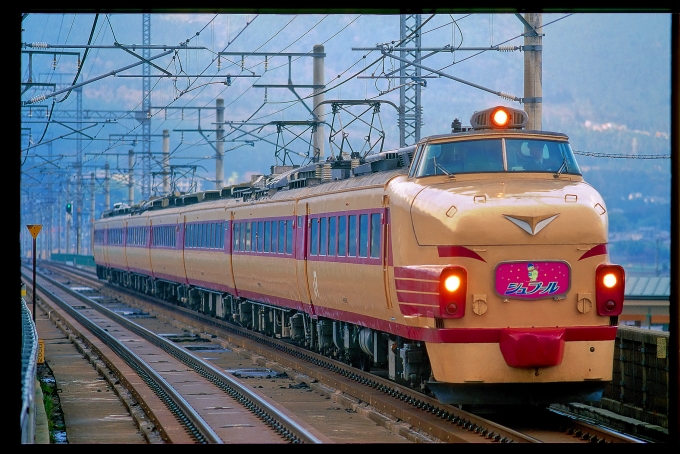 JR西日本 国鉄485系電車 シュプール号 クハ481-117 和邇駅 鉄道フォト