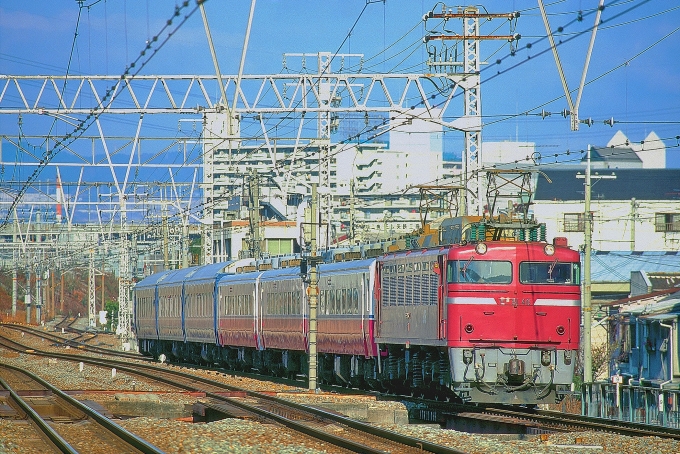 JR西日本 国鉄14系客車 スハフ14形 シュプール白馬・栂池 EF81 46 鉄道フォト・写真 by 丹波篠山さん 塚本駅：1997年12月31日00時ごろ