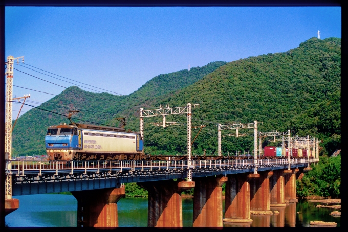 JR貨物 EF200形 EF200-3 鉄道フォト・写真 by 丹波篠山さん 万富駅：2002年10月14日00時ごろ