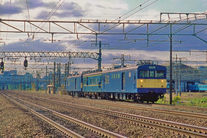 鉄道フォト・写真：JR西日本 国鉄145系電車 マヤ検 クモヤ145-9 高槻駅 鉄道フォト・写真 by 丹波篠山さん - 撮影日 2006/10/26 00:00