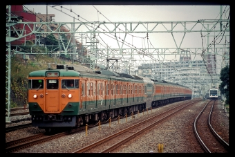 クハ111-2056 鉄道フォト・写真