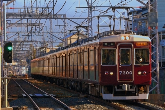 7300F 鉄道フォト・写真