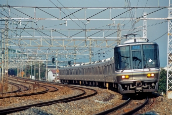 クハ222-2005 鉄道フォト・写真