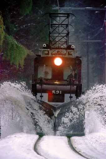 えちぜん鉄道ML521形電気機関車 ML521&ML522 鉄道フォト・写真 by 丹波篠山さん 勝山駅：1999年02月11日00時ごろ