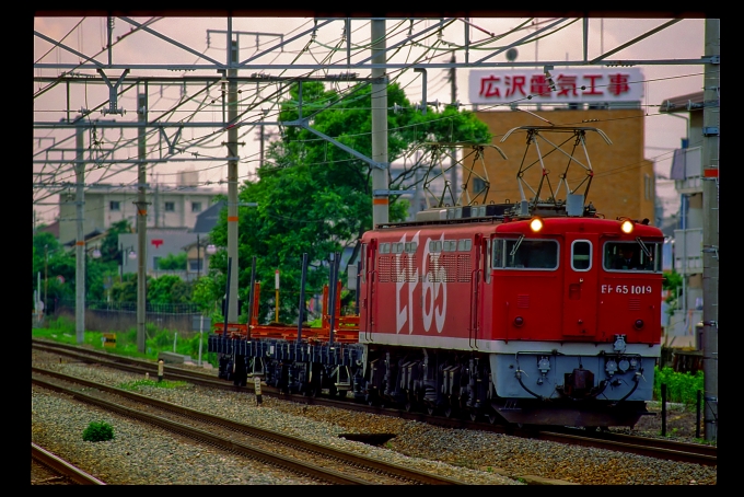 鉄道フォト・写真：JR西日本 国鉄チキ6000形貨車 EF65 1019 摂津富田駅 鉄道フォト・写真 by 丹波篠山さん - 撮影日 1997/05/18 00:00