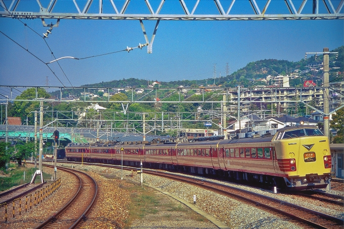 鉄道フォト・写真：JR西日本 国鉄183系電車 北近畿 クハ183-702 川西池田駅 鉄道フォト・写真 by 丹波篠山さん - 撮影日 1996/04/29 00:00