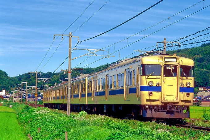 鉄道フォト・写真：JR西日本 国鉄115系電車 クハ115-322 島田駅 (山口県) 鉄道フォト・写真 by 丹波篠山さん - 撮影日 2000/08/26 00:00