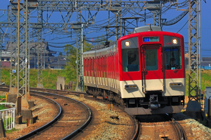 鉄道フォト・写真：近畿日本鉄道 近鉄1026系電車 1135 ファミリー公園前駅 鉄道フォト・写真 by 丹波篠山さん - 撮影日 2010/04/04 13:57