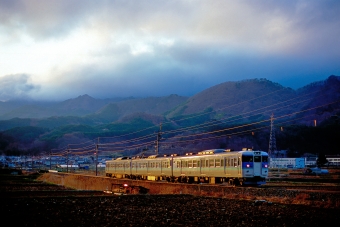 JR東日本 クハ115形 クハ115-1006 鉄道フォト・写真 by 丹波篠山さん 聖高原駅：2003年04月09日00時ごろ