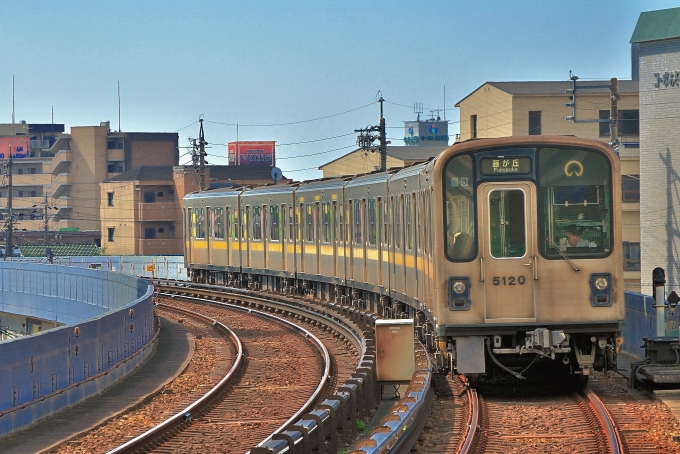 鉄道フォト・写真：名古屋市交通局5000形電車 5120 藤が丘駅 (愛知県|名古屋市営地下鉄 ) 鉄道フォト・写真 by 丹波篠山さん - 撮影日 2013/09/22 10:15