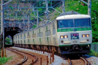 JR東日本 クハ185-7 (185系) 車両ガイド | レイルラボ(RailLab)