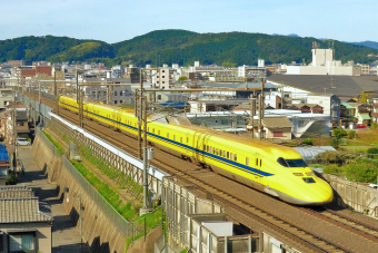 ドクターイエローT4編成」の廃品を販売へ、JR東海MARKETで初の