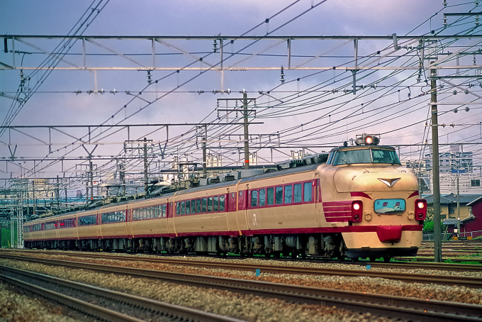 アシェット国産鉄道コレクション 147 485系特急形交直流電車クハ481形