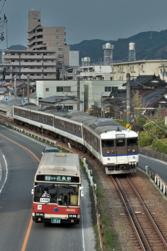 JR西日本 モハ113-7022 (113系) 車両ガイド | レイルラボ(RailLab)