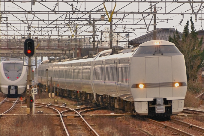 JR西日本 クハ683-705 (683系) 車両ガイド | レイルラボ(RailLab)