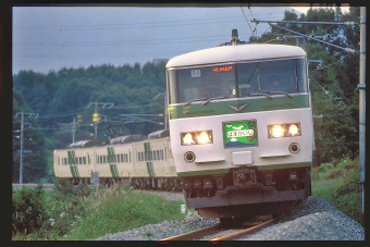 JR東日本 クハ185-207 (185系) 車両ガイド | レイルラボ(RailLab)