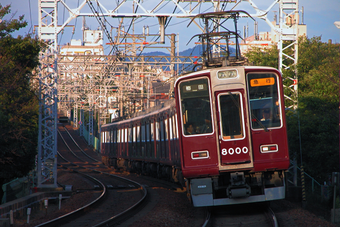 阪急電鉄 8000 (阪急8000系) 車両ガイド | レイルラボ(RailLab)