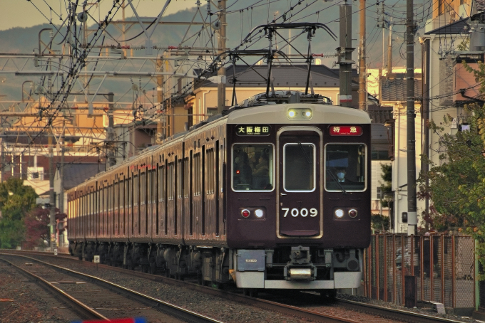 加工品 阪急7000系7009編成神戸線更新車 阪急7000系リニューアル車の試作品｜試作品情報｜Nゲージ鉄道模型の