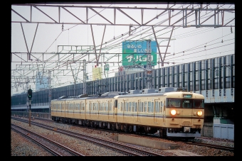クハ111-827 鉄道フォト・写真