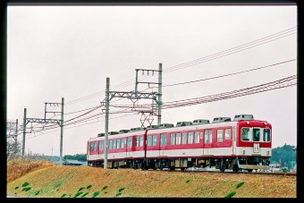 伊賀鉄道860系電車 765 鉄道フォト・写真 by 丹波篠山さん 市部駅：2001年01月09日00時ごろ