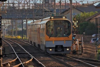 近畿日本鉄道 近鉄ク20100形 楽 20101 鉄道フォト・写真 by 丹波篠山さん 近鉄弥富駅：2013年10月27日07時ごろ