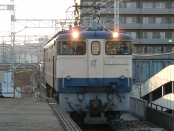 JR西日本 国鉄EF65形電気機関車 EF65-1135 鉄道フォト・写真 by 城國　燕さん 明石駅：2021年02月20日16時ごろ