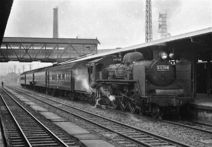 国鉄C57形蒸気機関車 C57 68 鉄道フォト・写真 by 鉄道のお爺さんさん ：1963年04月06日00時ごろ