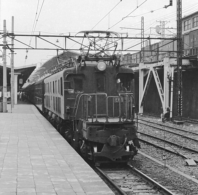 国鉄EF57形電気機関車 EF57 鉄道フォト・写真 by 鉄道のお爺さんさん ：1965年05月01日00時ごろ