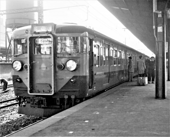 国鉄 クハ111形 クハ111-5 鉄道フォト・写真 by 鉄道のお爺さんさん ：1962年12月30日00時ごろ