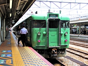 JR西日本 クハ111形 クハ111-7759 鉄道フォト・写真 by 鉄道のお爺さんさん ：2014年06月16日13時ごろ