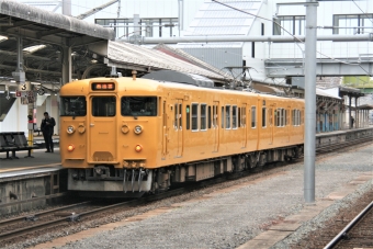 JR西日本 クモハ115形 クモハ115-1503 鉄道フォト・写真 by 鉄道のお爺さんさん ：2012年11月29日12時ごろ