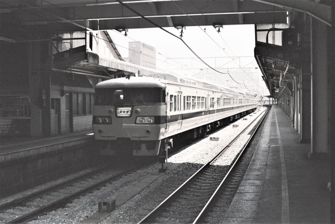 JR西日本 クハ117形 クハ117 鉄道フォト・写真 by 鉄道のお爺さんさん ：1899年12月31日00時ごろ