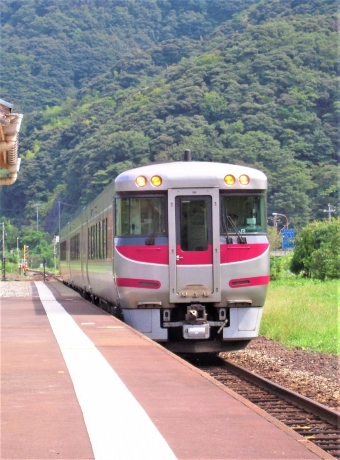 JR西日本 キハ189形 キハ189-6 鉄道フォト・写真 by 鉄道のお爺さんさん ：2016年09月07日12時ごろ