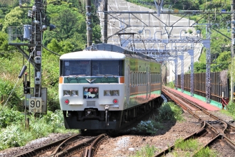 JR東日本 クハ185形 クハ185-4 鉄道フォト・写真 by 鉄道のお爺さんさん ：2014年05月17日10時ごろ