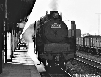 国鉄C61形蒸気機関車 C61 30 鉄道フォト・写真 by 鉄道のお爺さんさん ：1964年07月04日00時ごろ